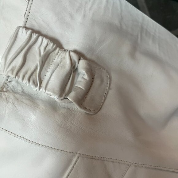 NWOT Gorgeous Poppies White Leather Size 8 Long Boots - Picture 2 of 8